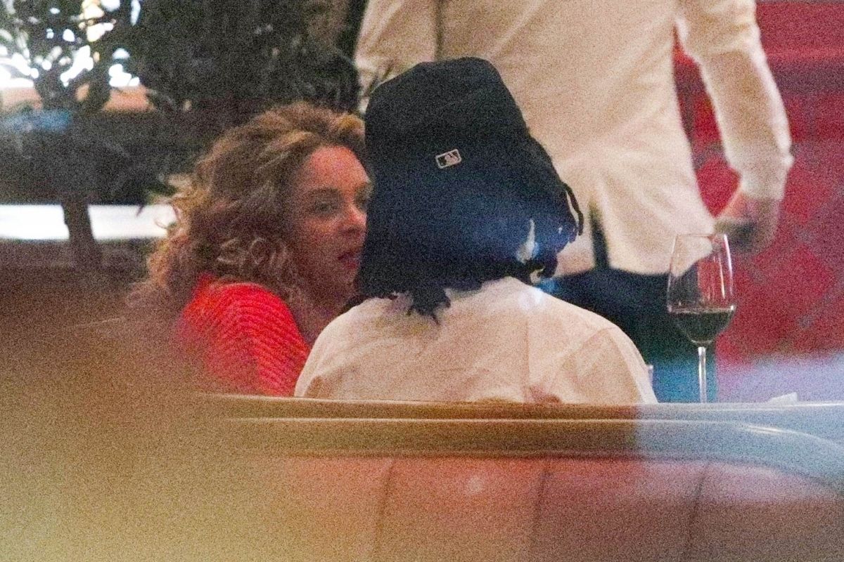 Beyonce And Jay Z And Sasha Obama Mother Wolf Los Angeles