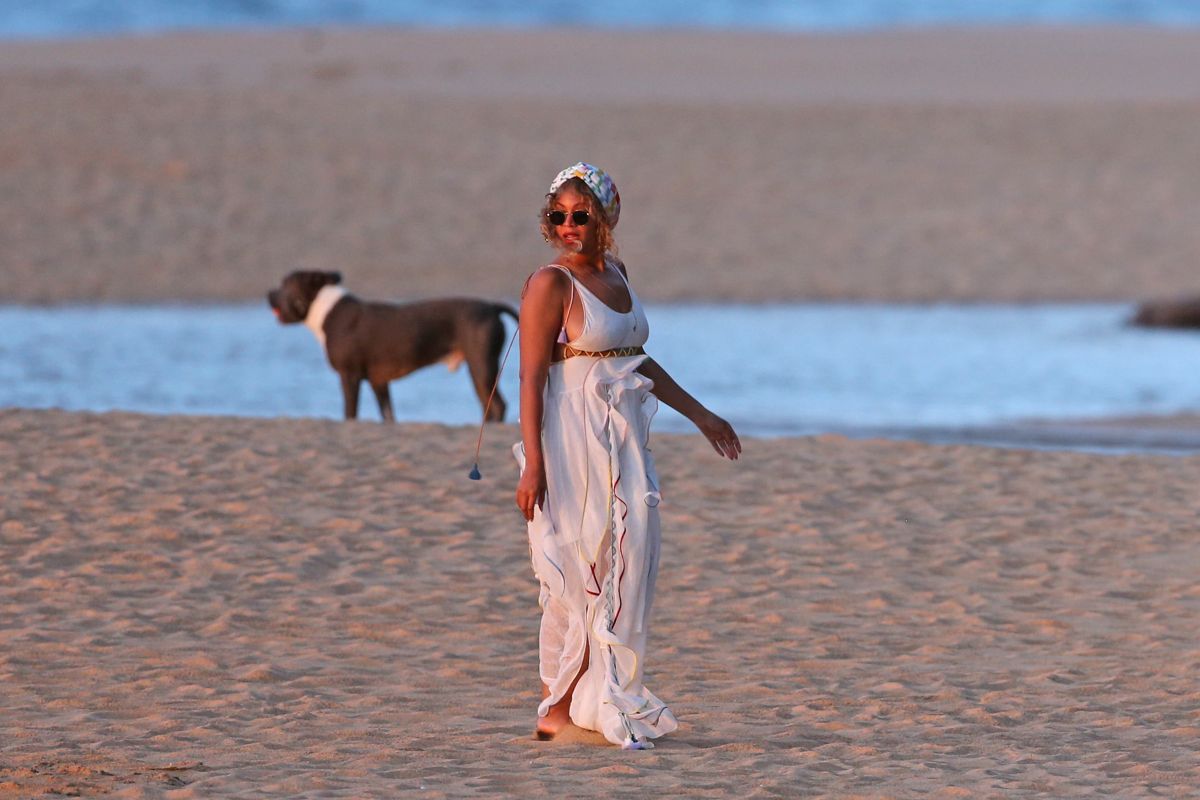 Beyonce Beach Hawaii
