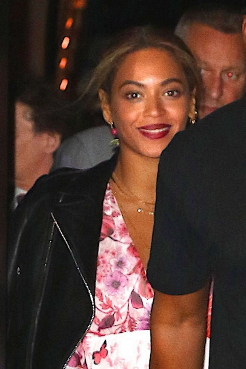 Beyonce Leaves Del Posto Restaurant New York