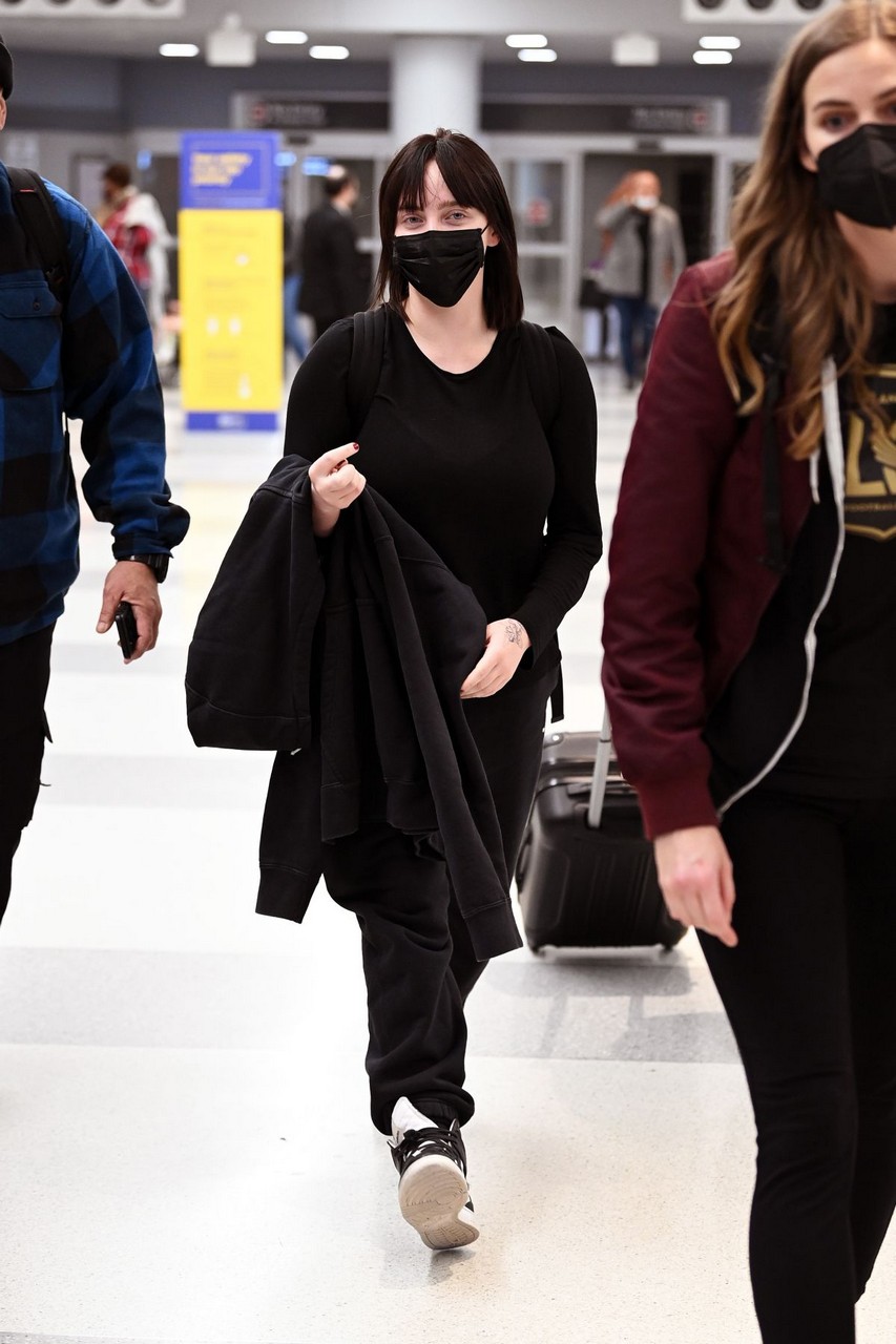 Billie Eilish Arrives Jfk International Airport New York