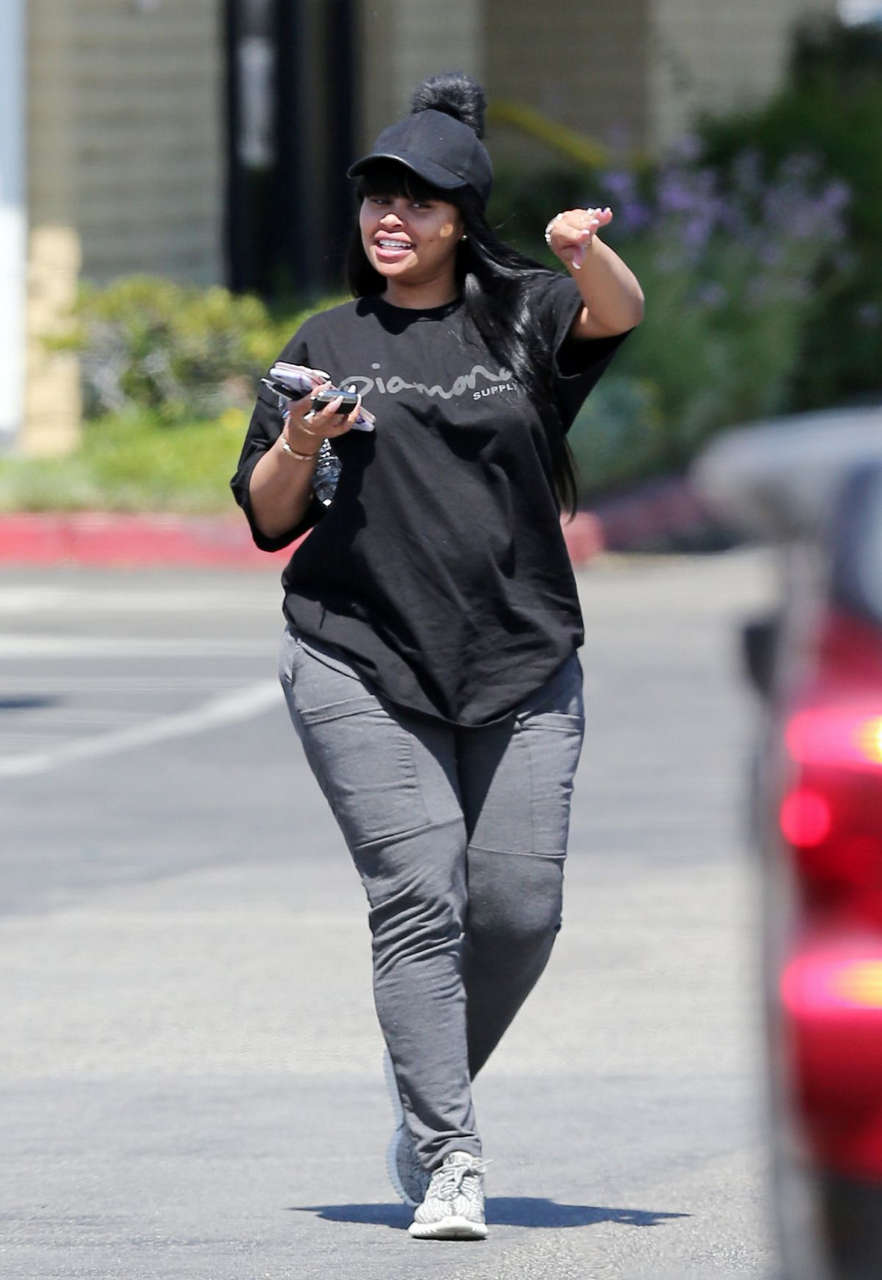 Blac Chyna Out About Calabasas