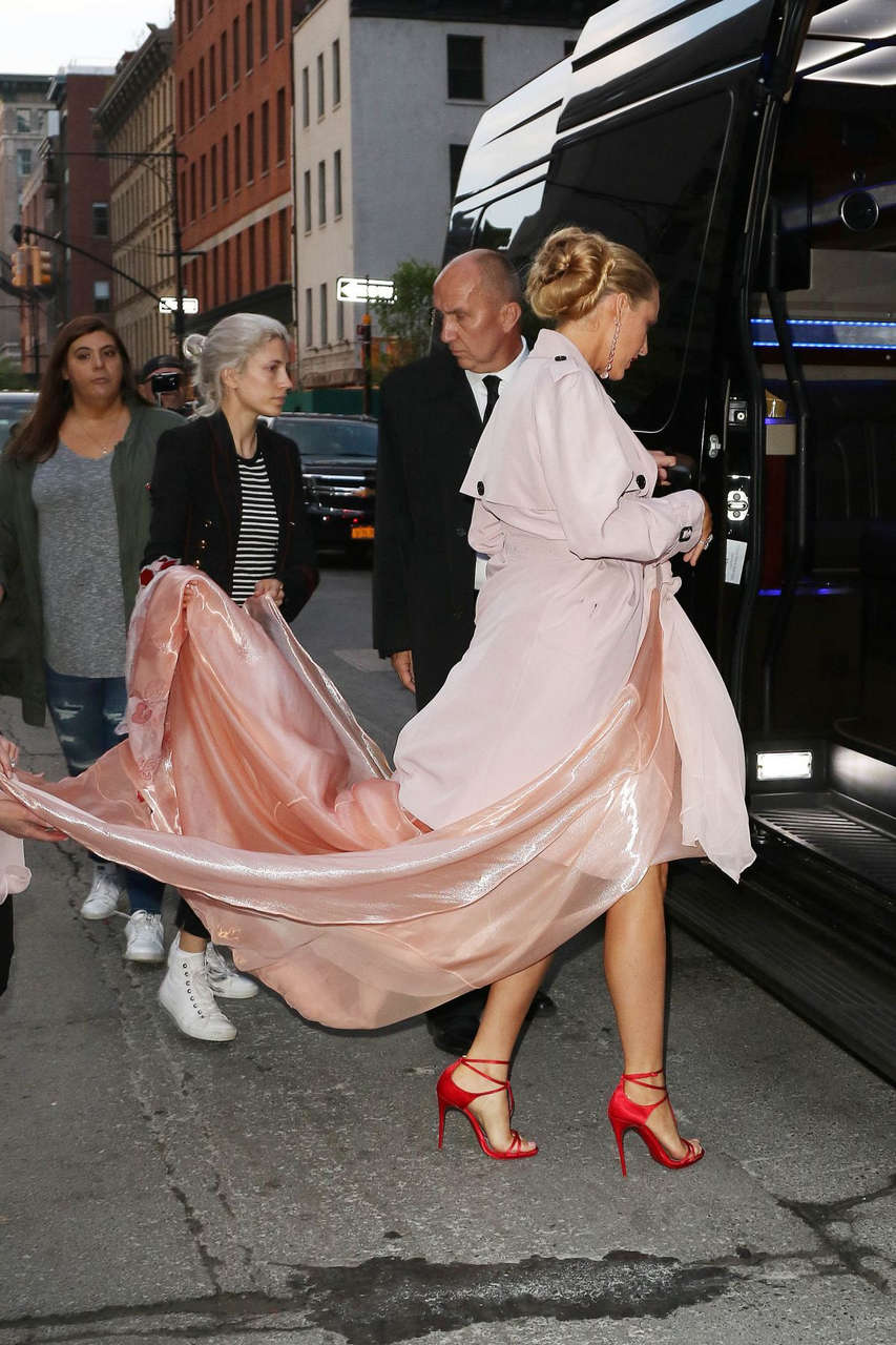 Blake Lively Leaves Her Hotel New York