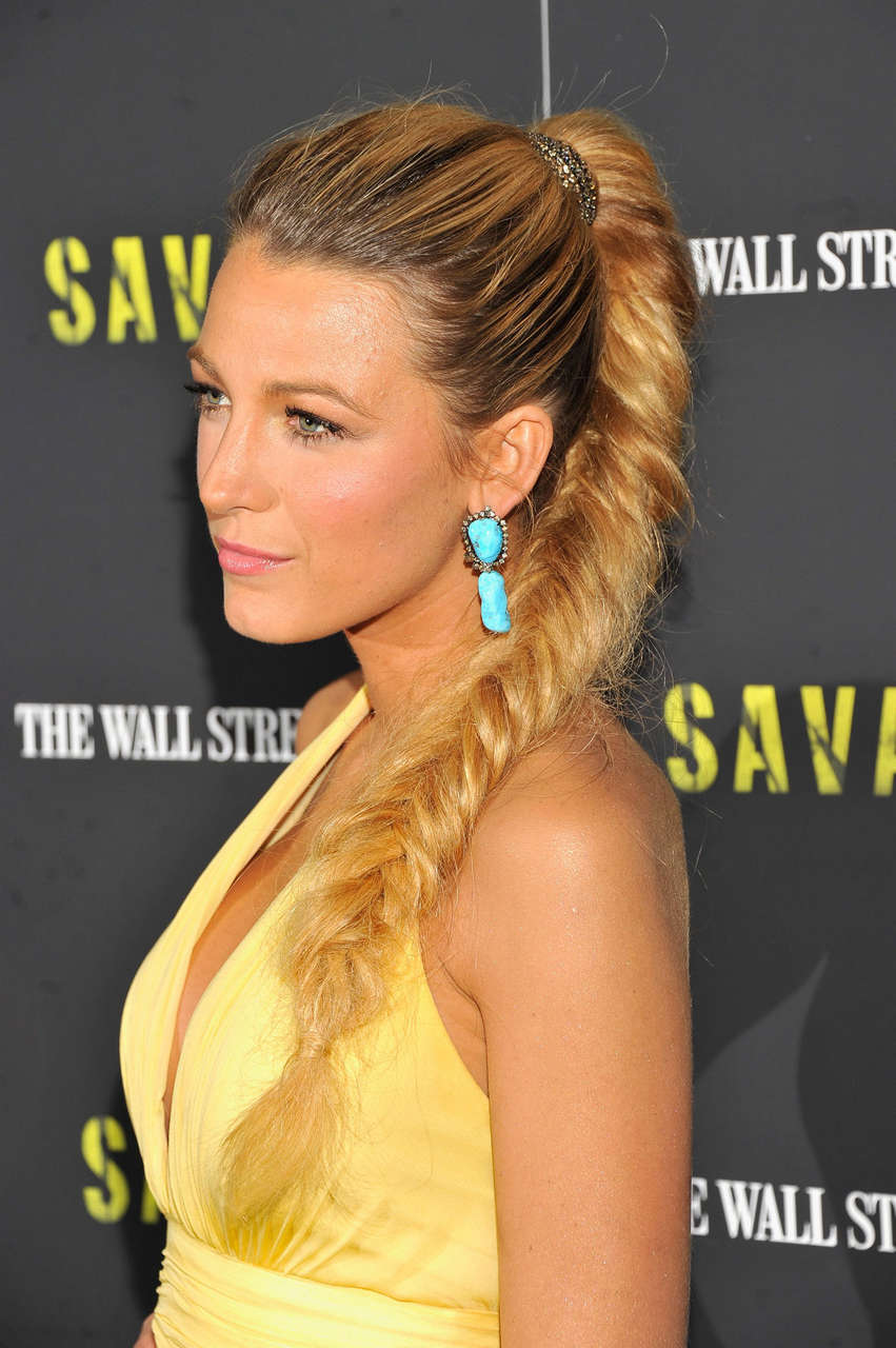 Blake Lively Savages Premiere New York