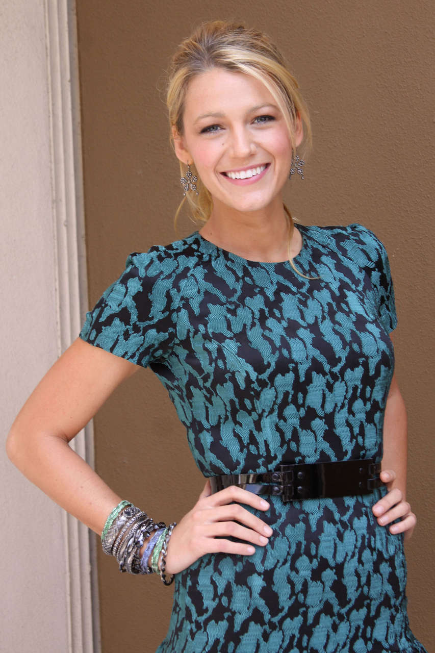Blake Lively Savages Press Conference