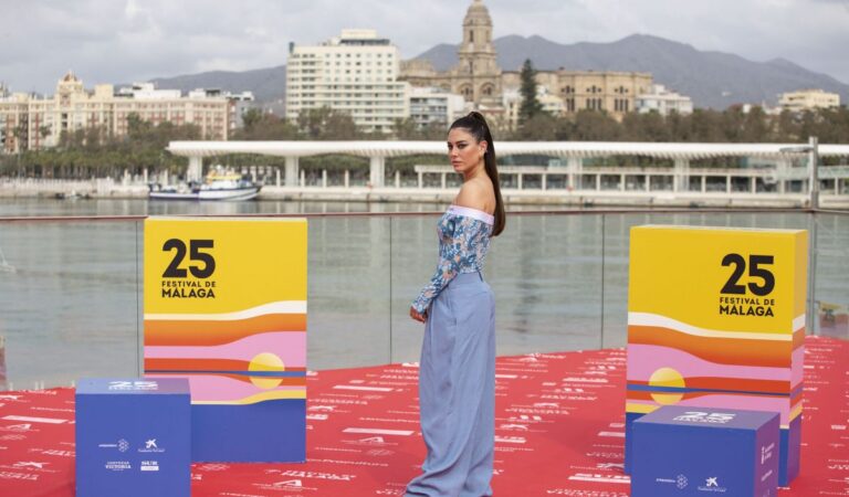 Blanca Suarez El Test Photocall 25th Malaga Film Festival (7 photos)