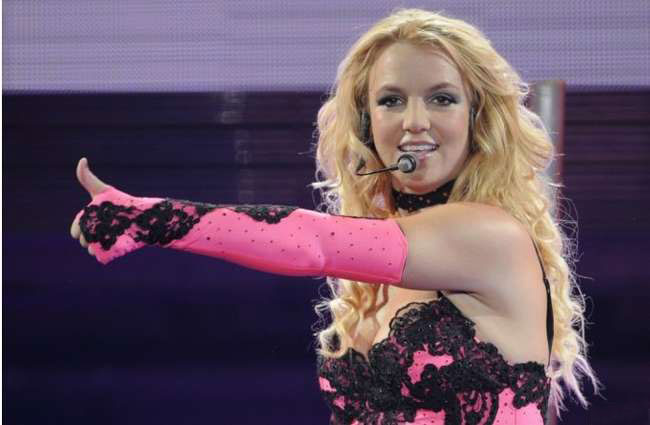 Britney Spears Femme Fatale Tour France