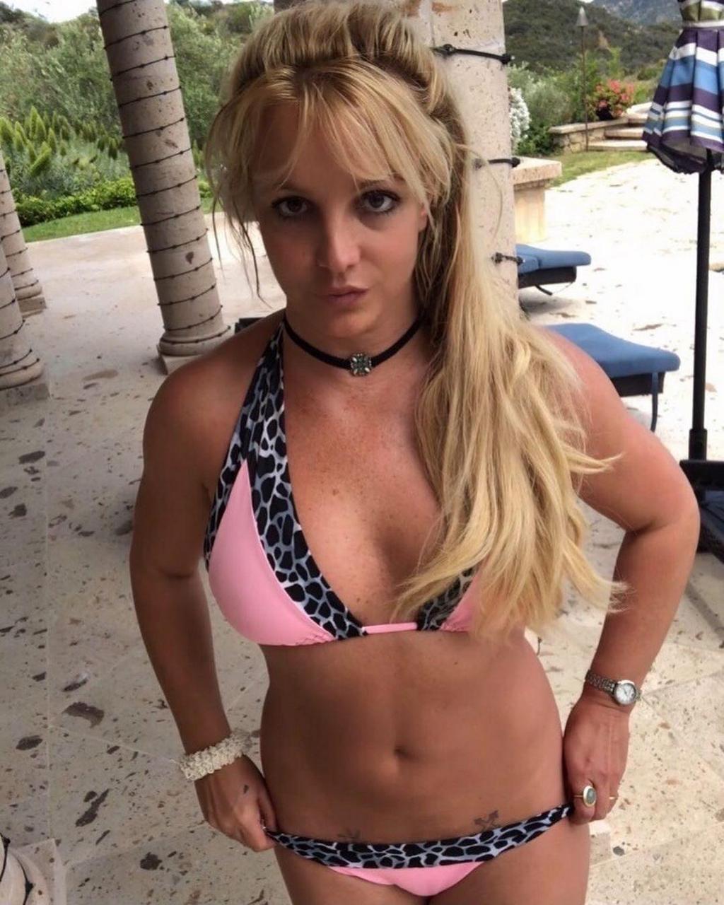 Britney Spears Hot