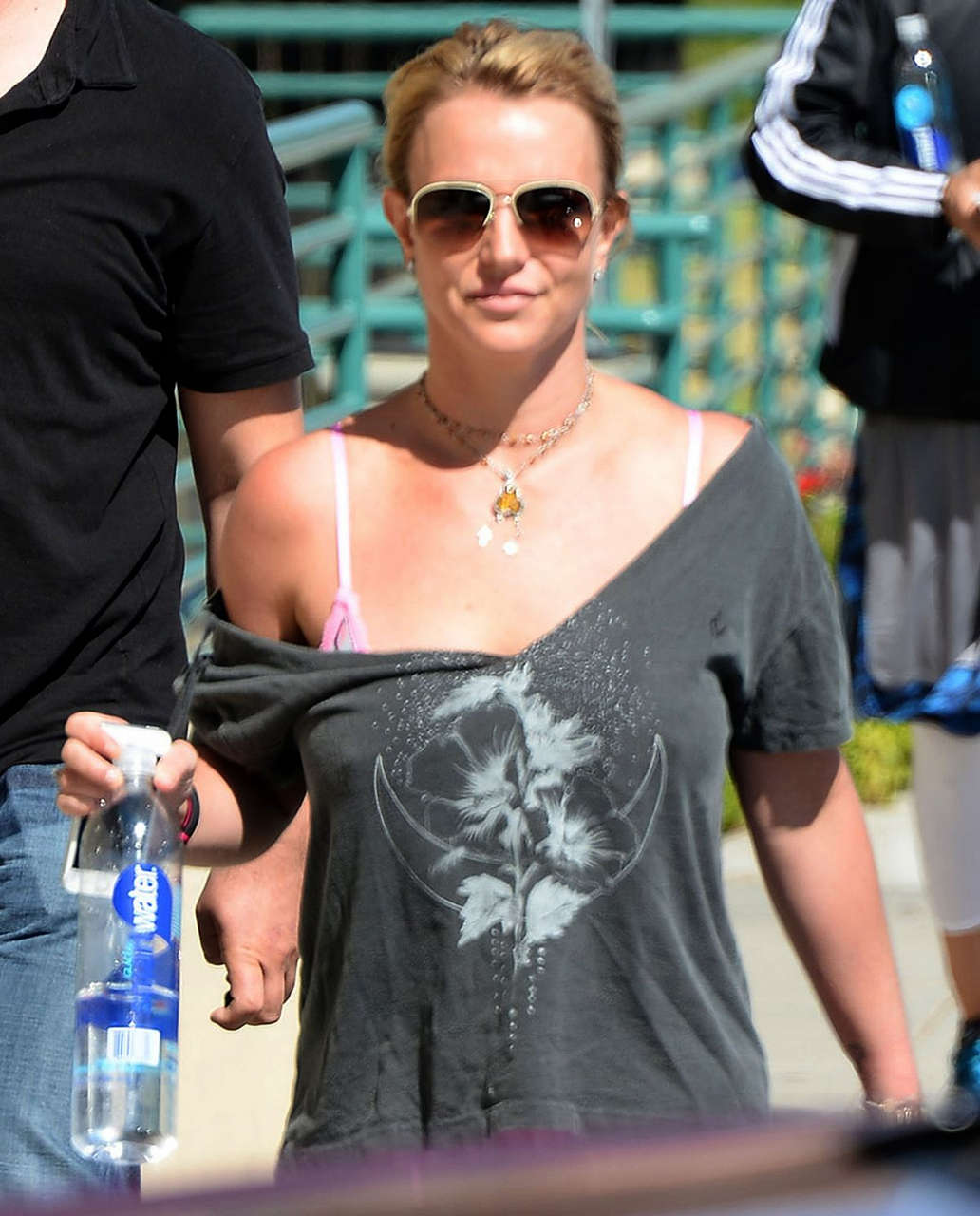 Britney Spears Leaves Proderm Image Cosmetic Dermatology