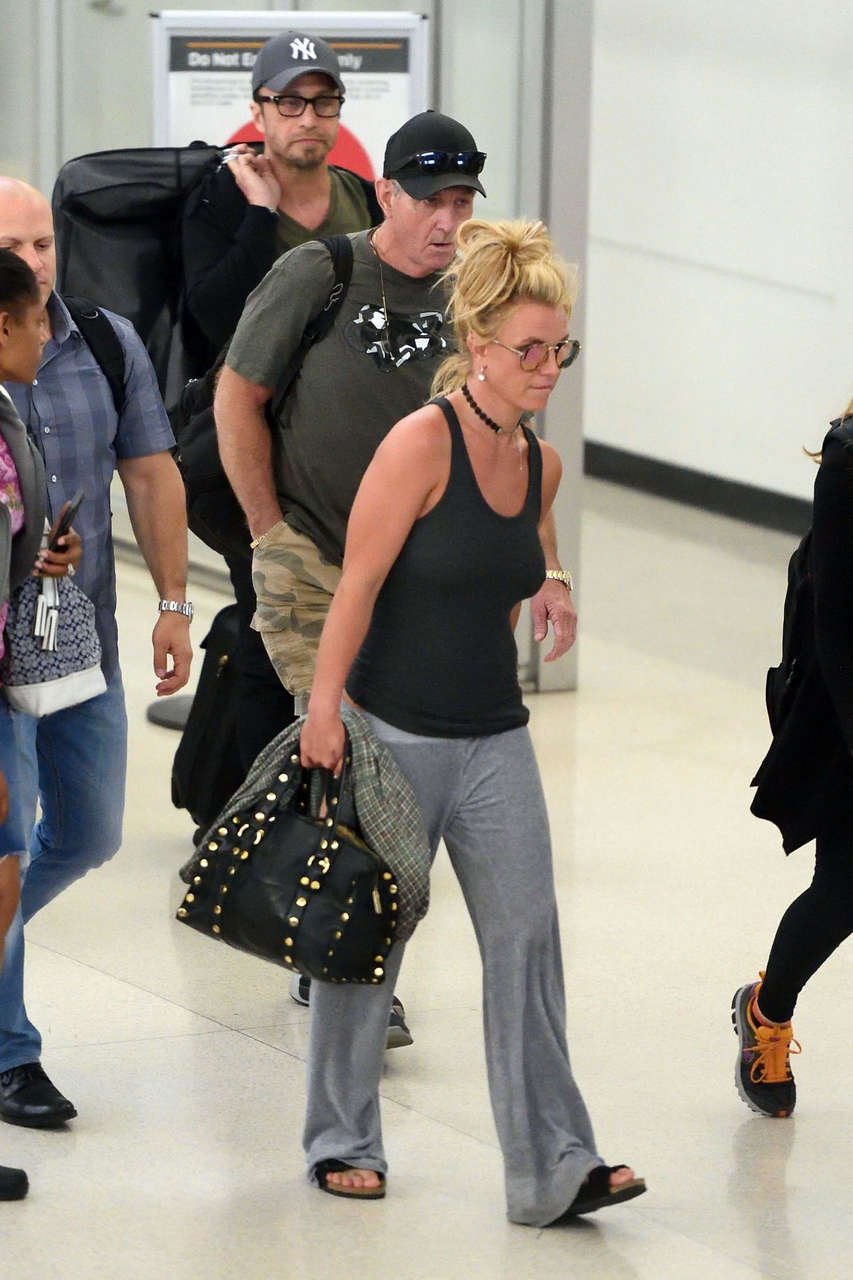 Britney Spears Newark Airport New York