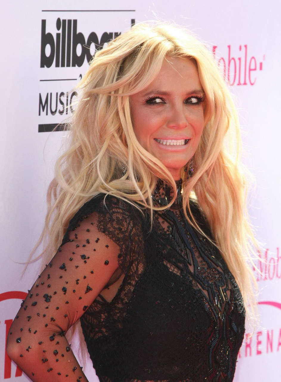 Britney Spears Performs 2016 Billboard Music Awards Las Vegas