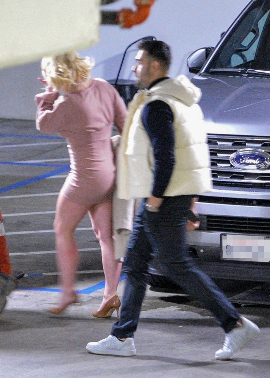 Britney Spears Sam Asghari Dinner Date Catch La West Hollywood