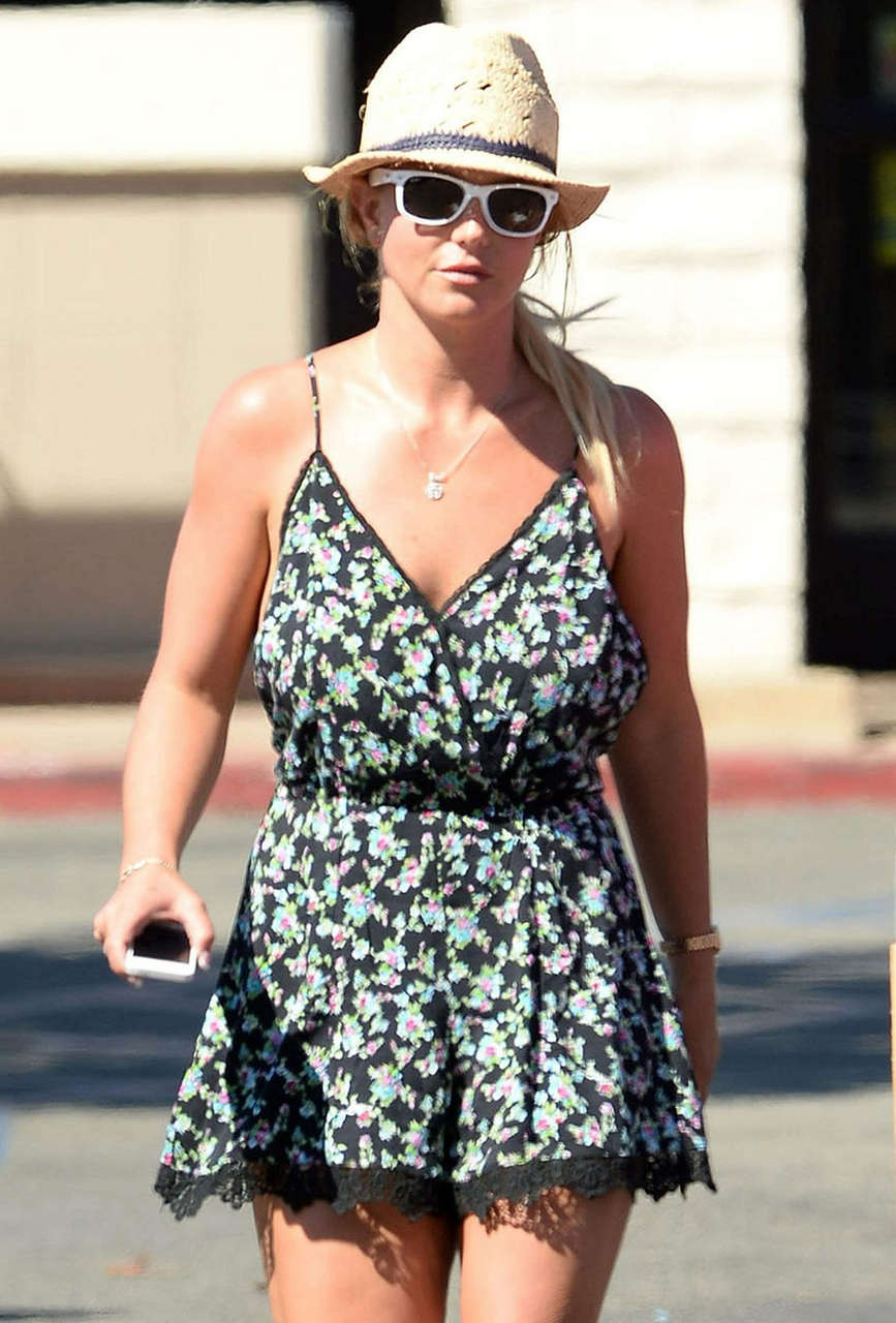 Britney Spears Shopping Grocery Thousand Oaks
