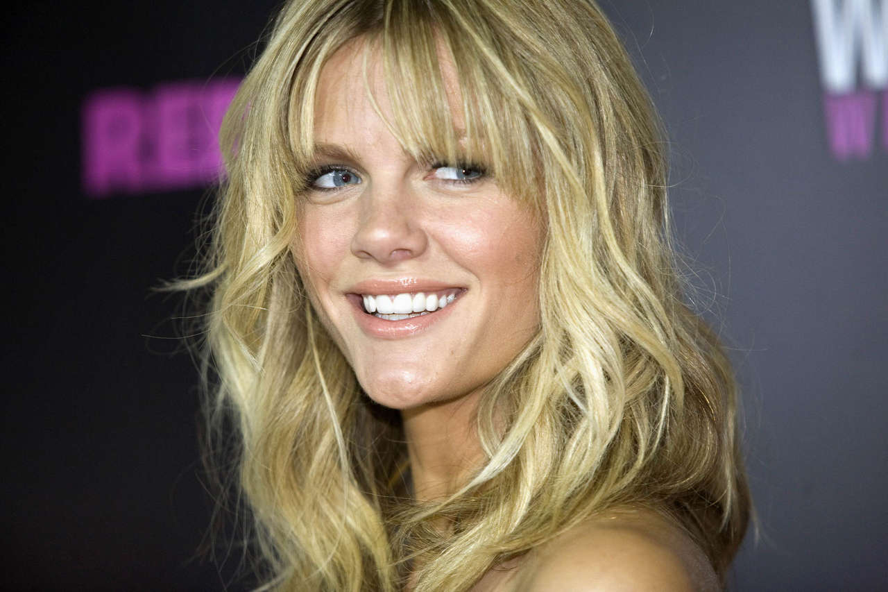Brooklyn Decker What To Expect When You Re Expecting Screening New York