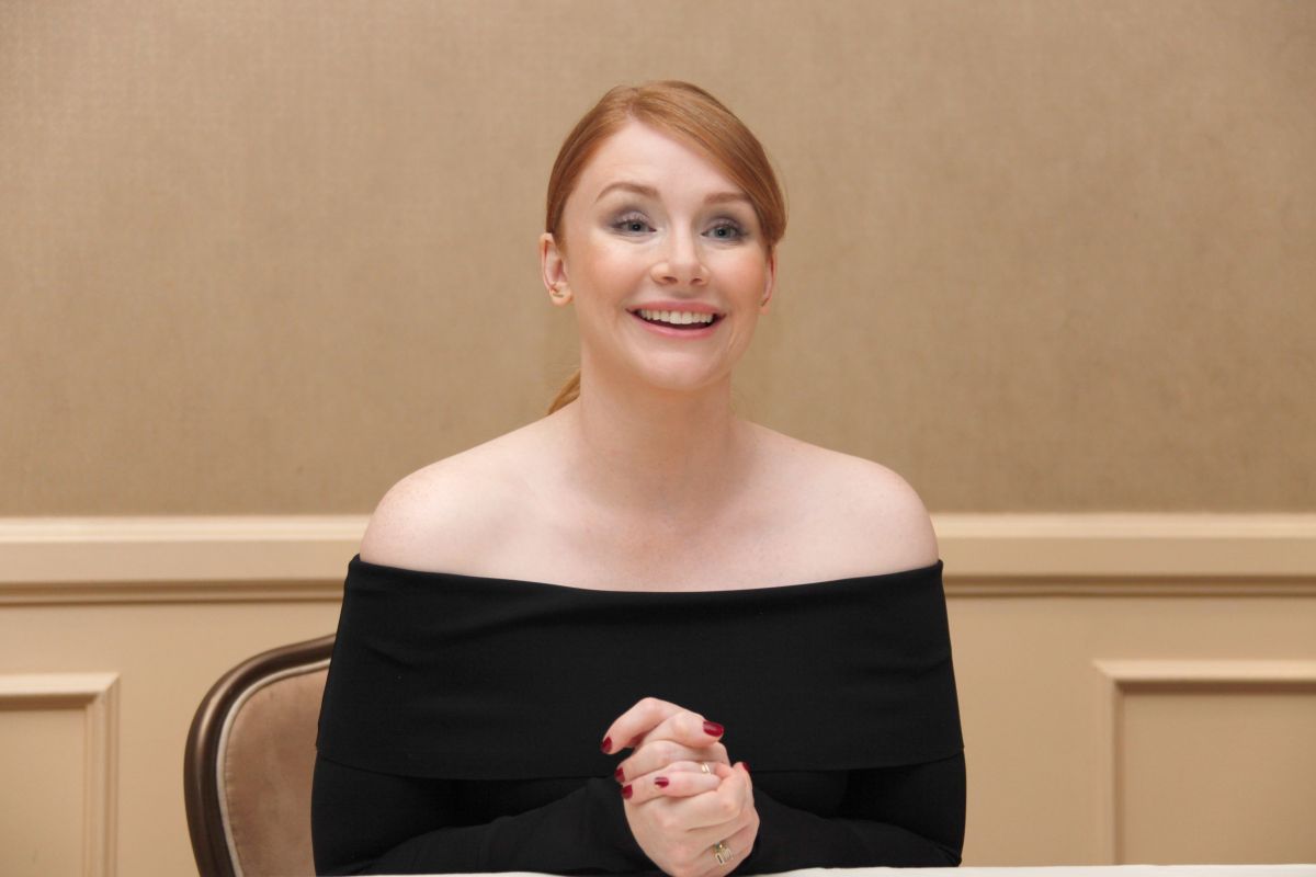 Bryce Dallas Howard Petes Dragon Press Conference Beverly Hills