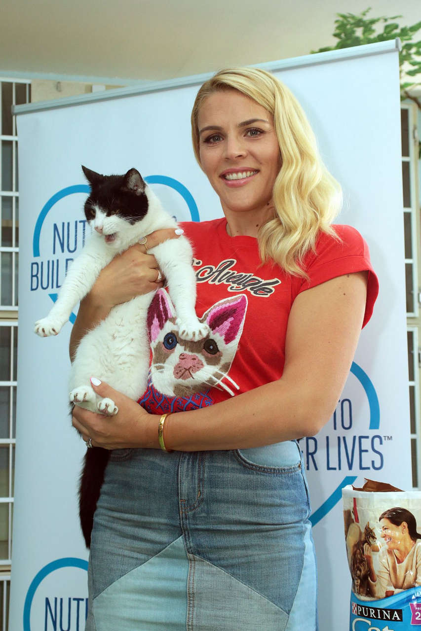 Busy Philipps An Animal Shelter New York