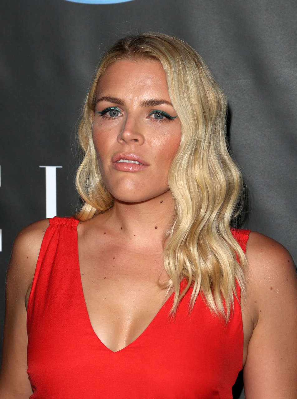 Busy Philipps Elle Hosts Women Comedy Event West Hollywood