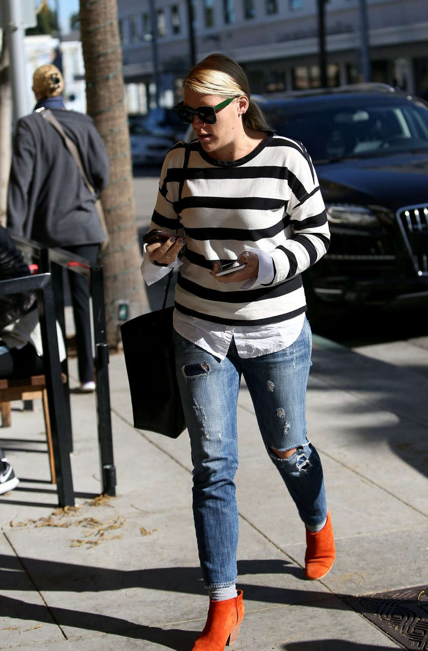 Busy Philipps Out About Beverly Hills