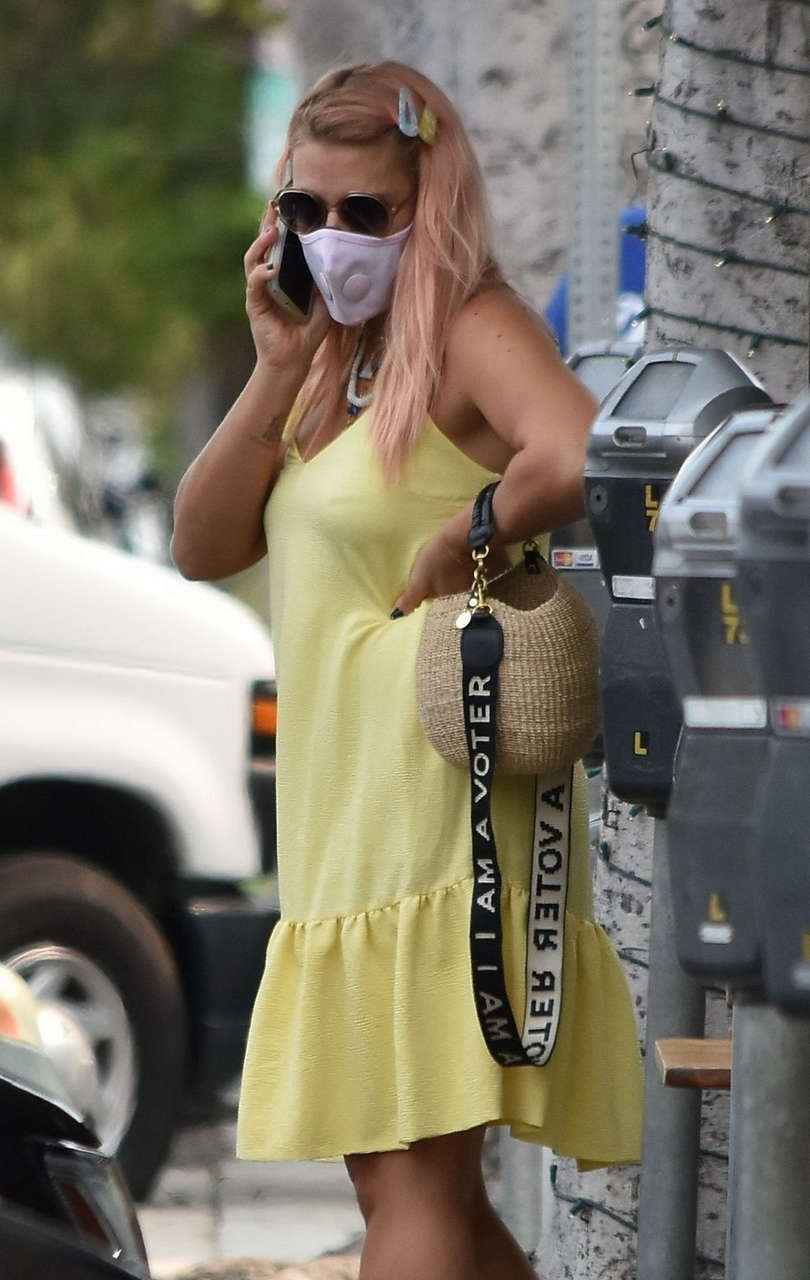 Busy Philipps Out Los Angeles