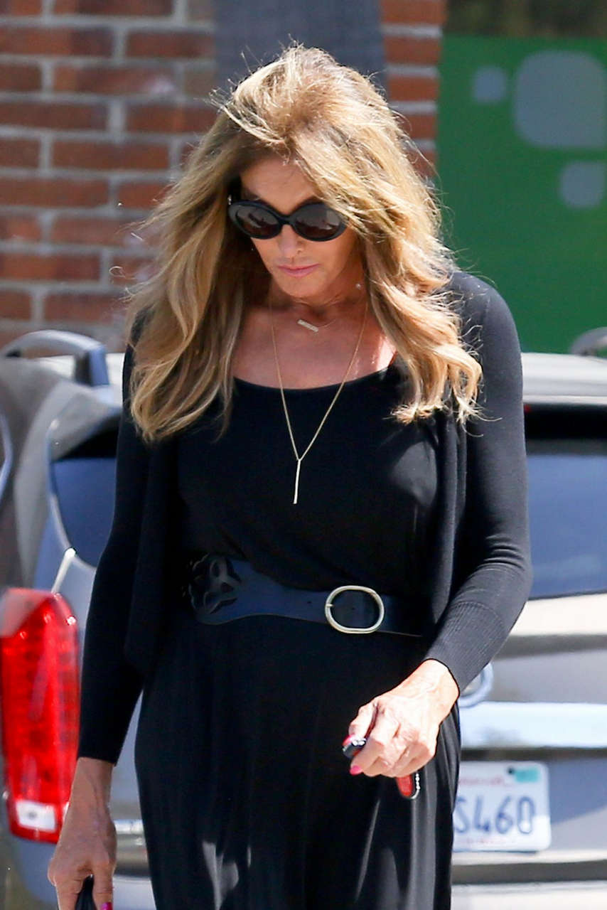Caitlyn Jenner Out About Beverly Hills