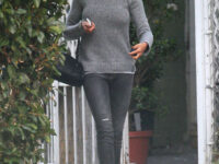 Cameron Diaz Leaving Nail Salon Beverly Hills