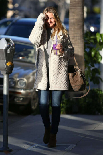 Cameron Diaz Out About Beverly Hills