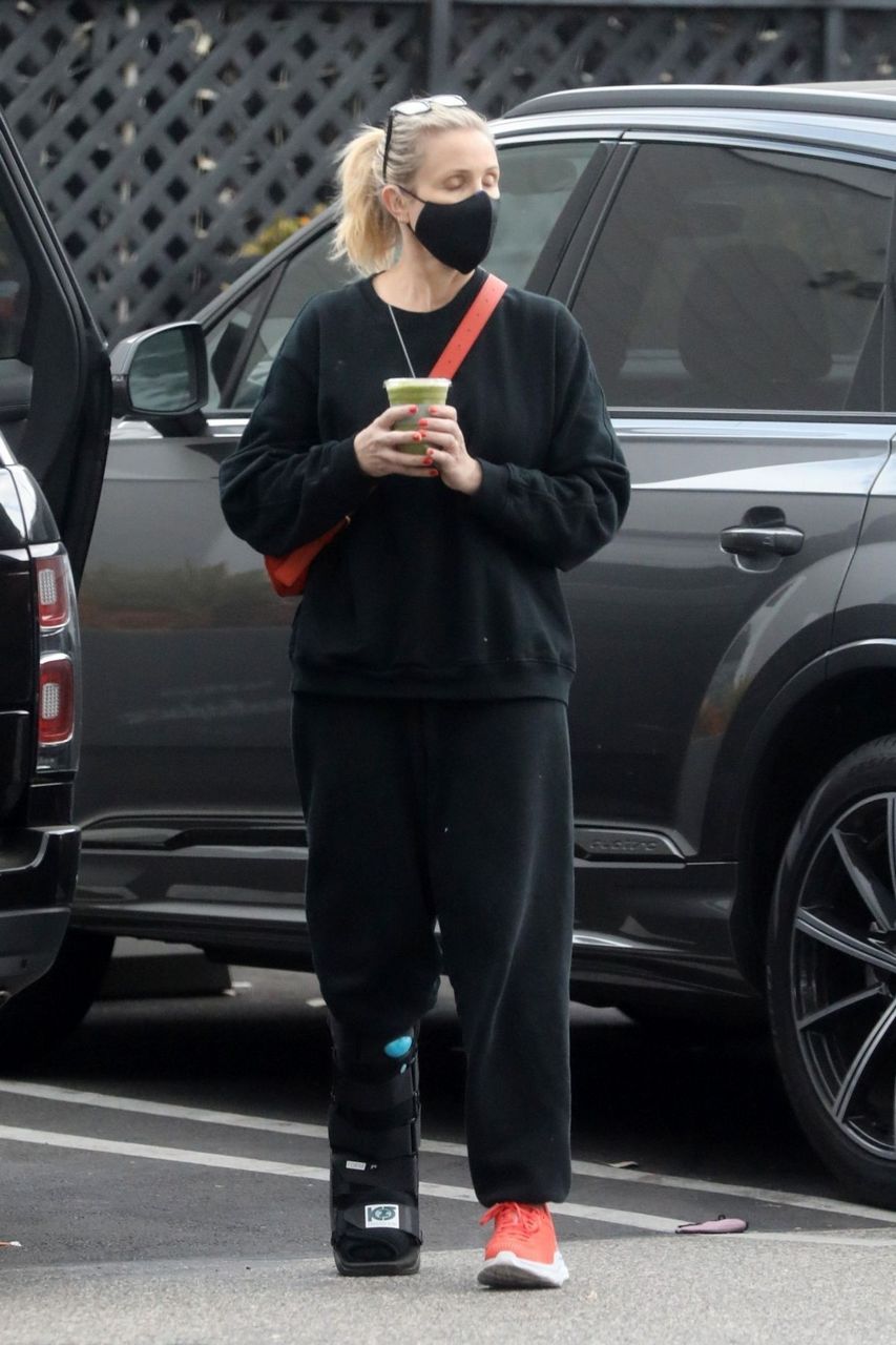 Cameron Diaz Out And About Beverly Hills