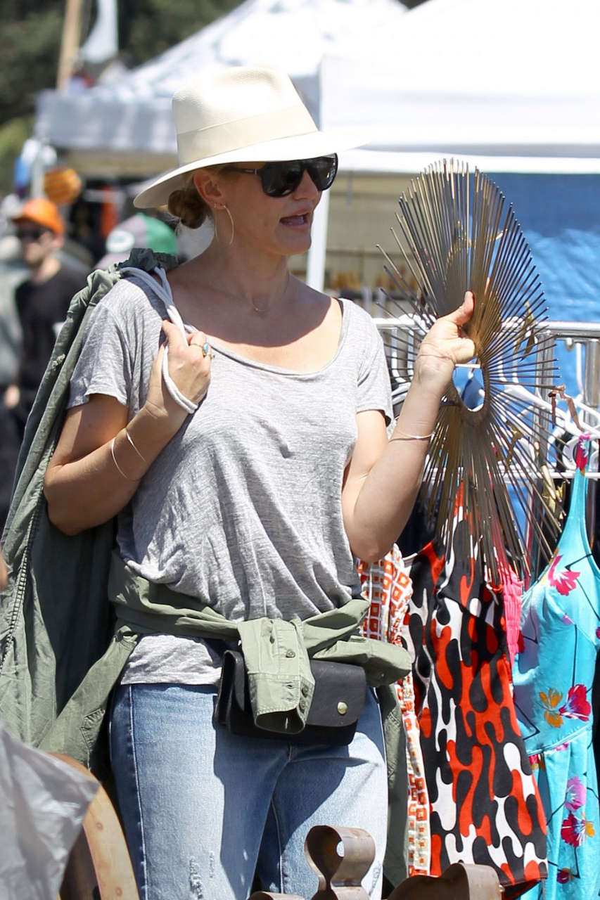 Cameron Diaz Out Shopping Los Angeles