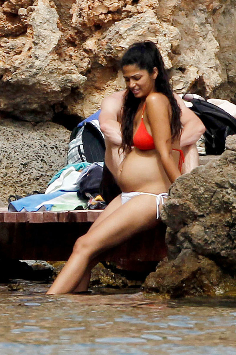 Camila Alves Bikini Shows Off Her Baby Bump Beach Ibiza