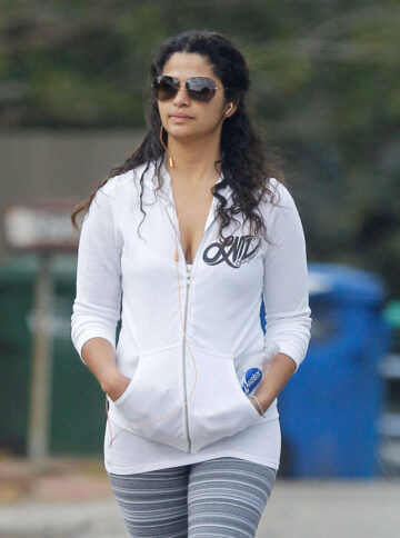 Camila Alves Out About Los Angeles