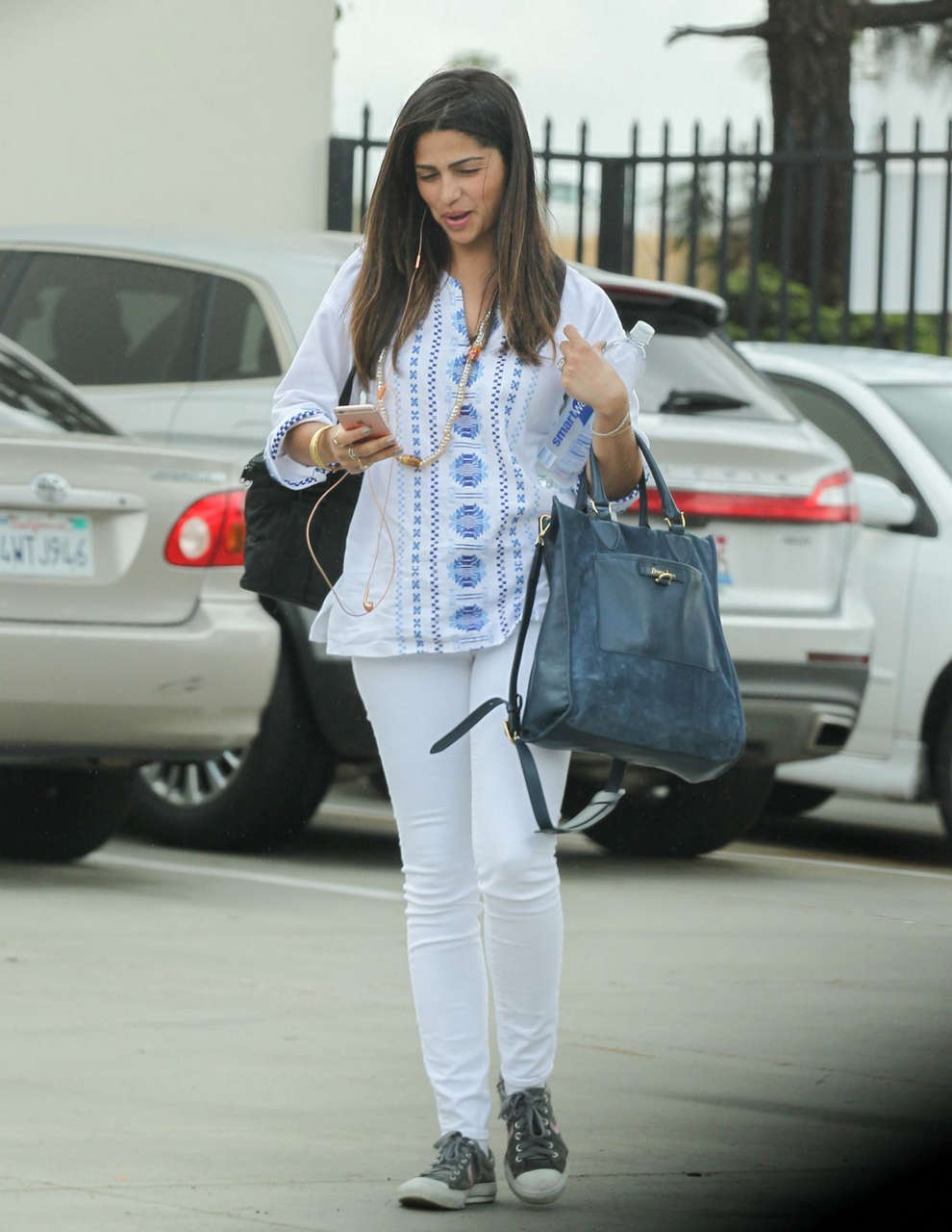 Camila Alves Out About Los Angeles