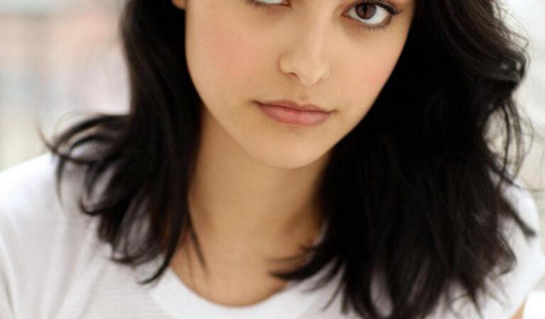 Camila Mendes Has The Loveliest Eyes Hot (1 photo)