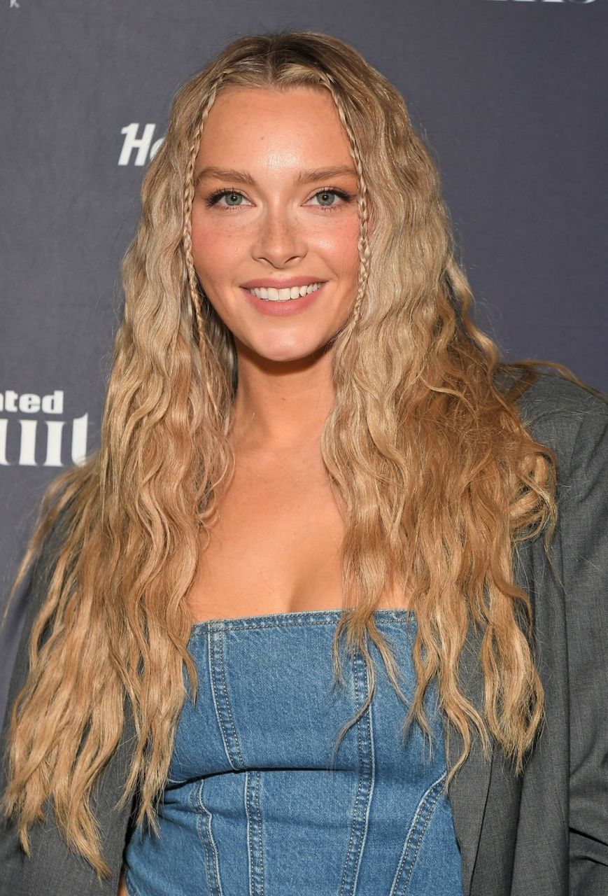 Camille Kostek Sports Illustrated Launch Of Swimfluencer Network Hollywood