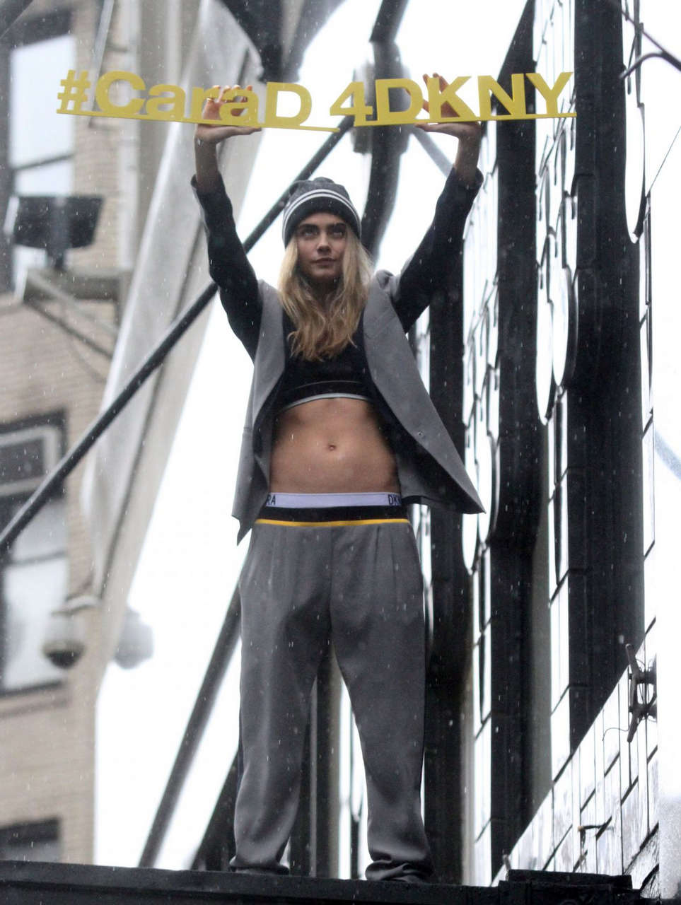 Cara Delevingne Cara D For Dkny Capsule Collection Launch Bloomingdale