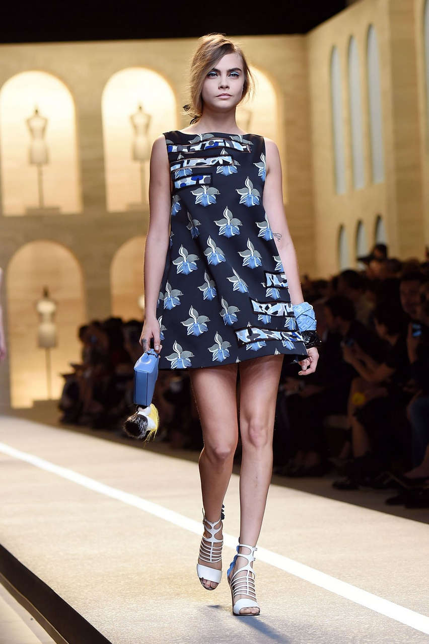 Cara Delevingne Runway Fendi Fashion Show Milan