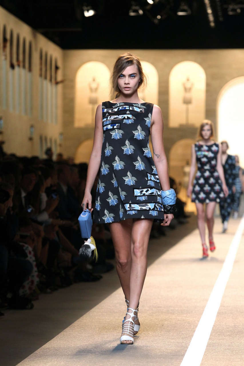 Cara Delevingne Runway Fendi Fashion Show Milan