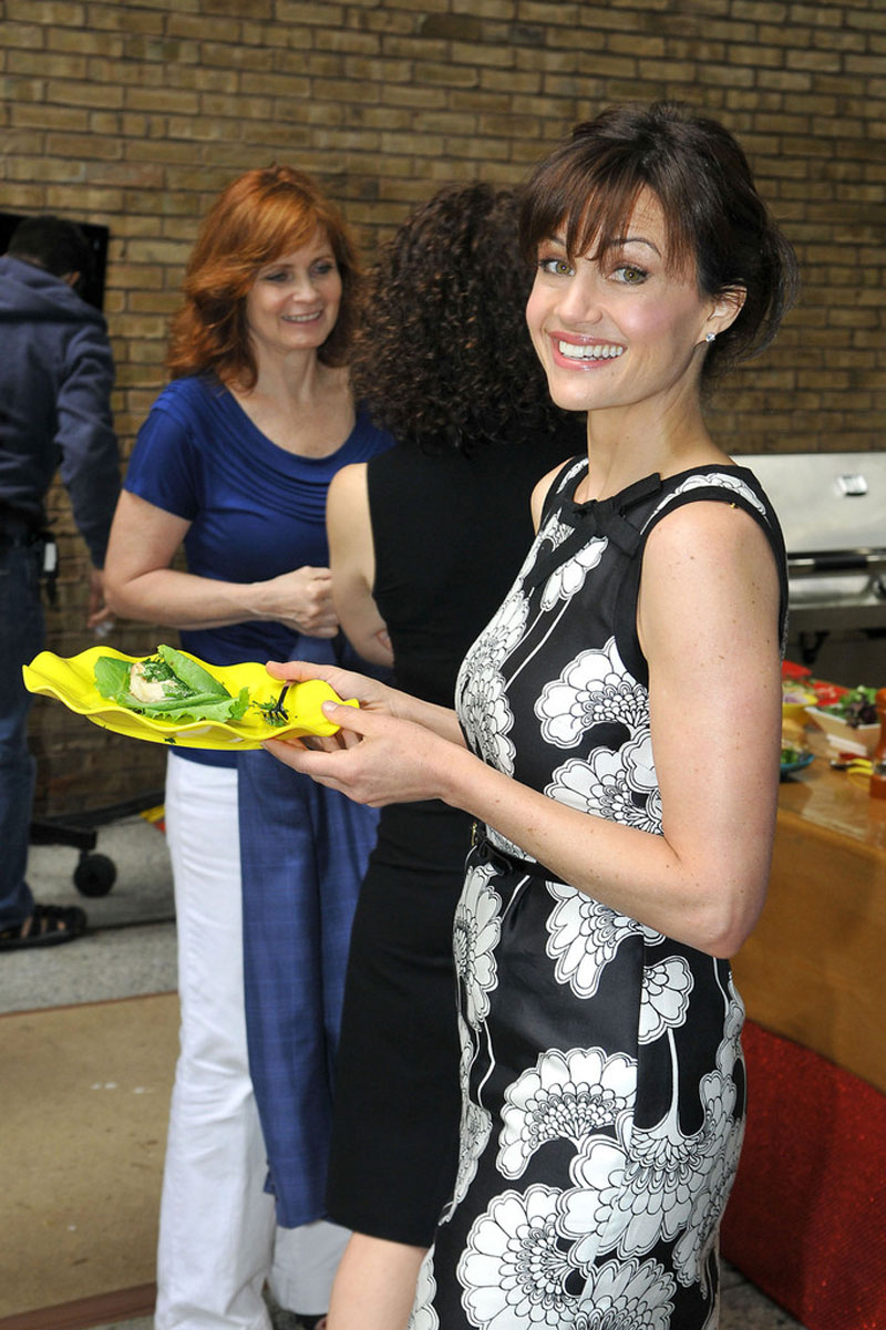 Carla Gugino Live With Kelly New York