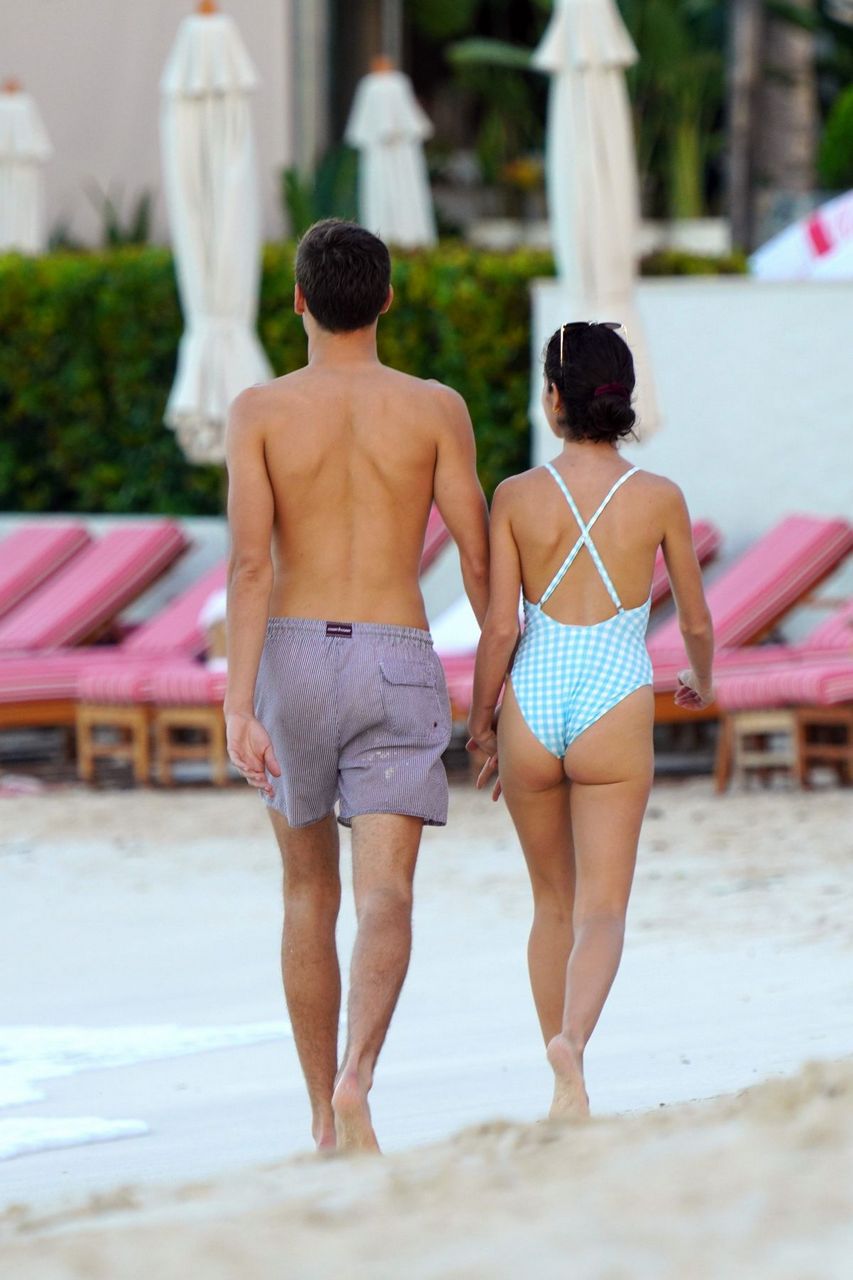 Carmen Montero Mundt And George Russell Out On The Beach St Barts