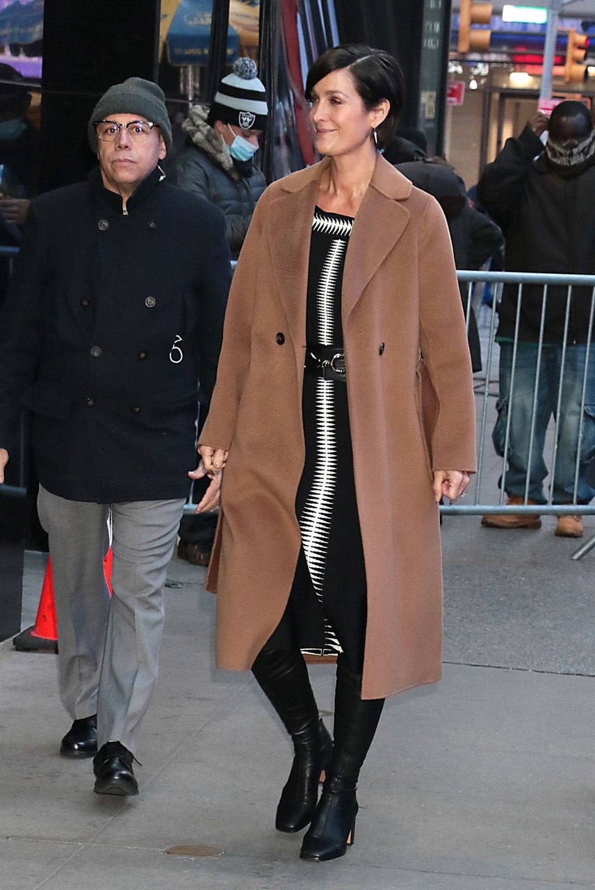 Carrie Anne Moss Promotes Matrix Resurrections Good Morning America New York