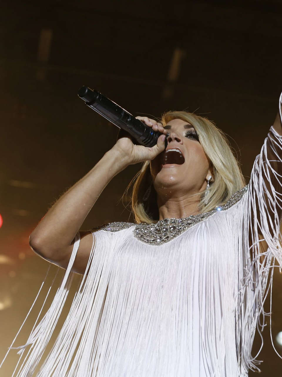 Carrie Underwood Performs 4th Acm Party For Cause Festival Las Vegas