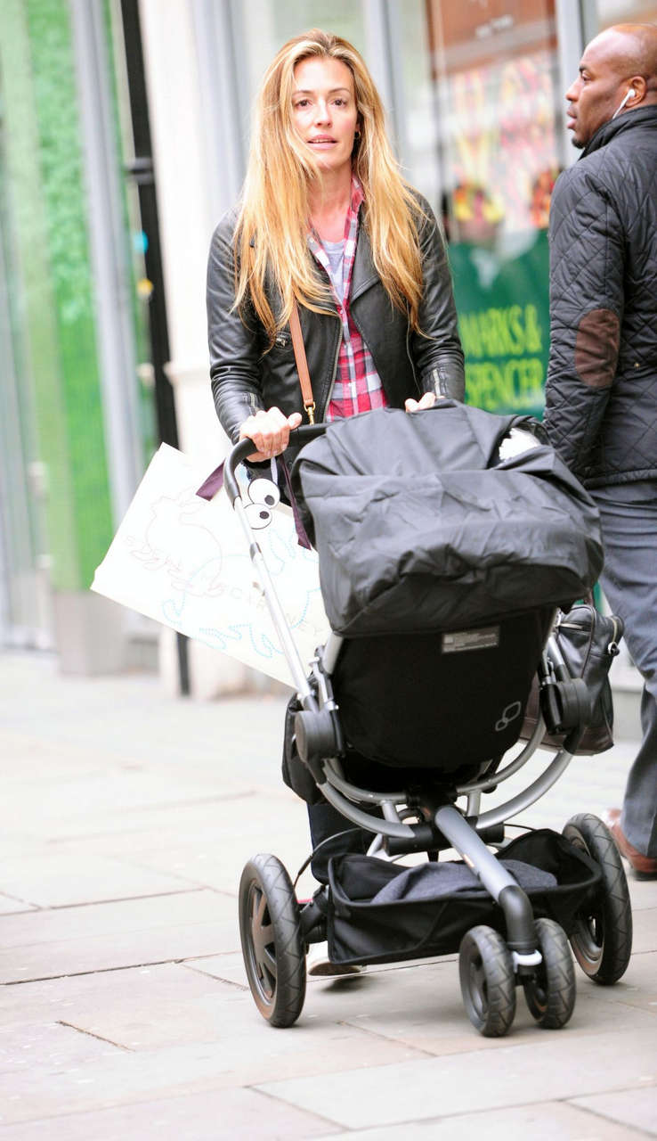 Cat Deeley Out Shopping London