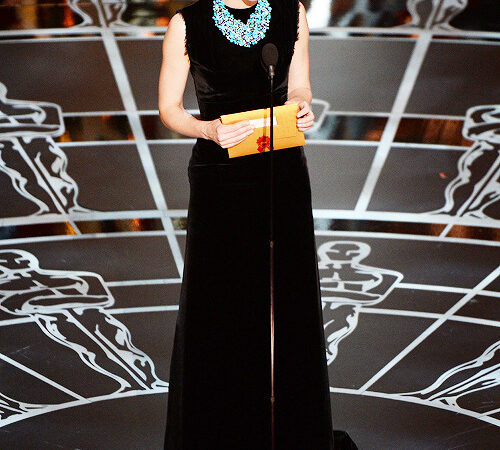 Cate Blanchett Addresses The Audience On Stage At (1 photo)