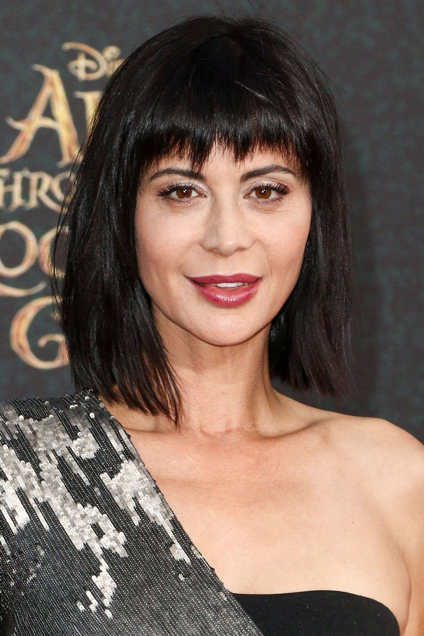 Catherine Bell Alice Through Looking Glass Premiere Hollywood