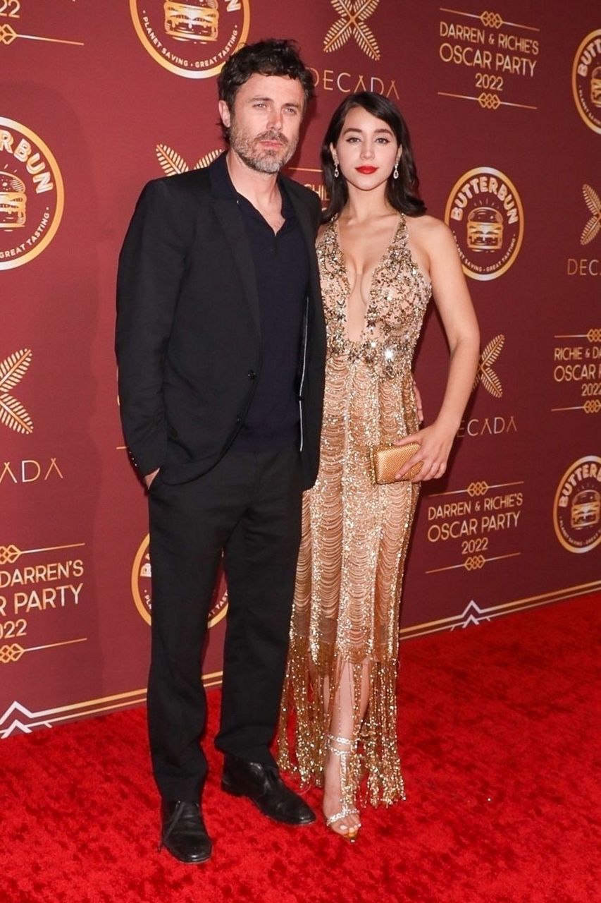 Caylee Cowan Darren Dzienciol And Richie Akiva S Oscar Party Los Angeles