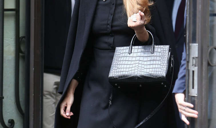Celine Dion Leaves Royal Monceau Hotel Paris (17 photos)