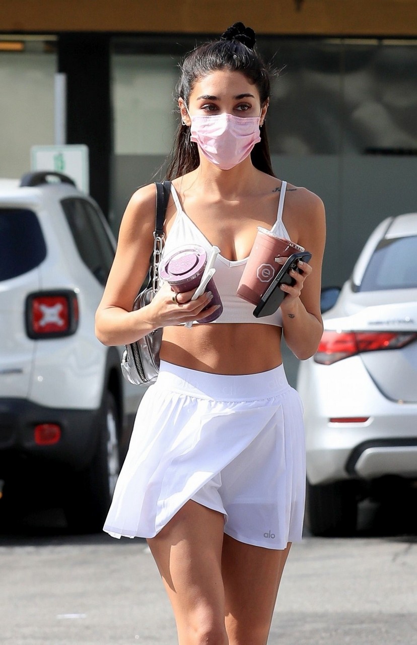 Chantel Jeffries Out For Smoothies Go After Her Tennis Class