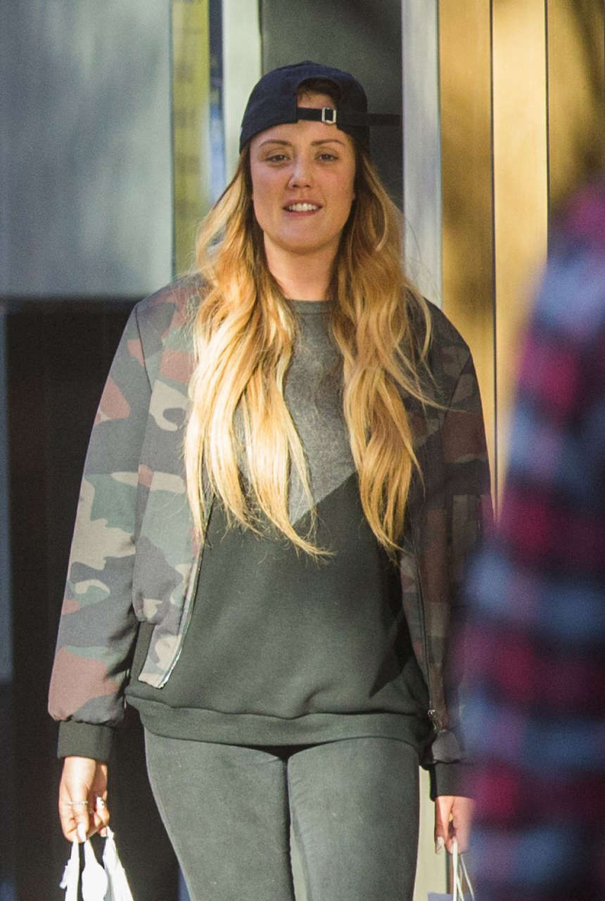 Charlotte Crosby Out Shopping Melbourne