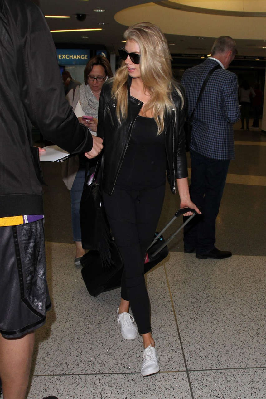 Charlotte Mckinney Arrives Lax Airport Los Angeles