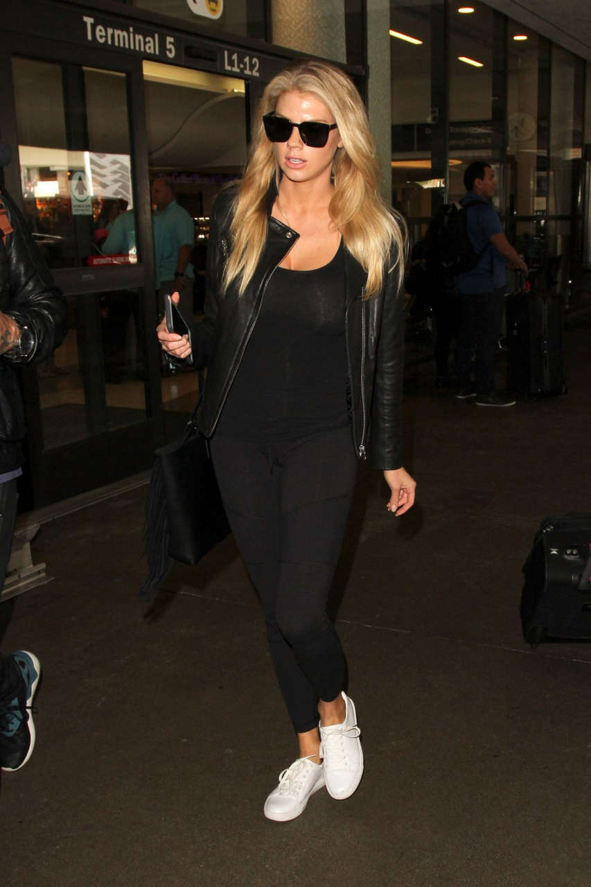 Charlotte Mckinney Arrives Lax Airport Los Angeles