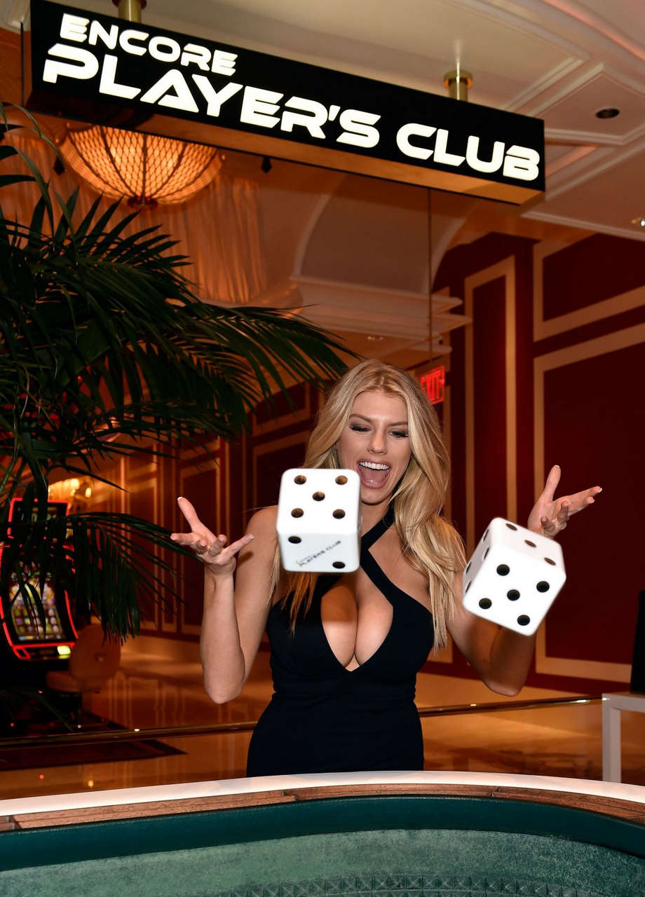 Charlotte Mckinney Encore Players Club Grand Opening Las Vegas (45 photos)....