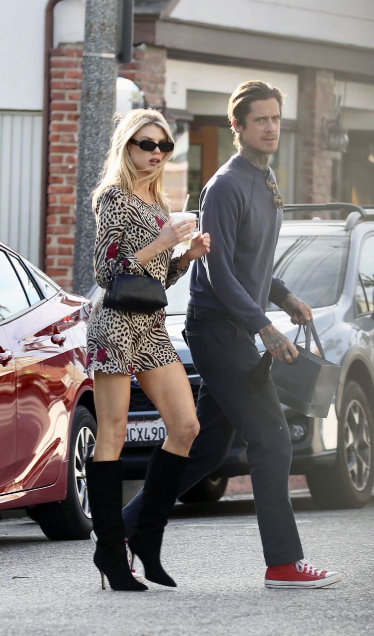 Charlotte Mckinney Out On Valentine S Day Los Angeles